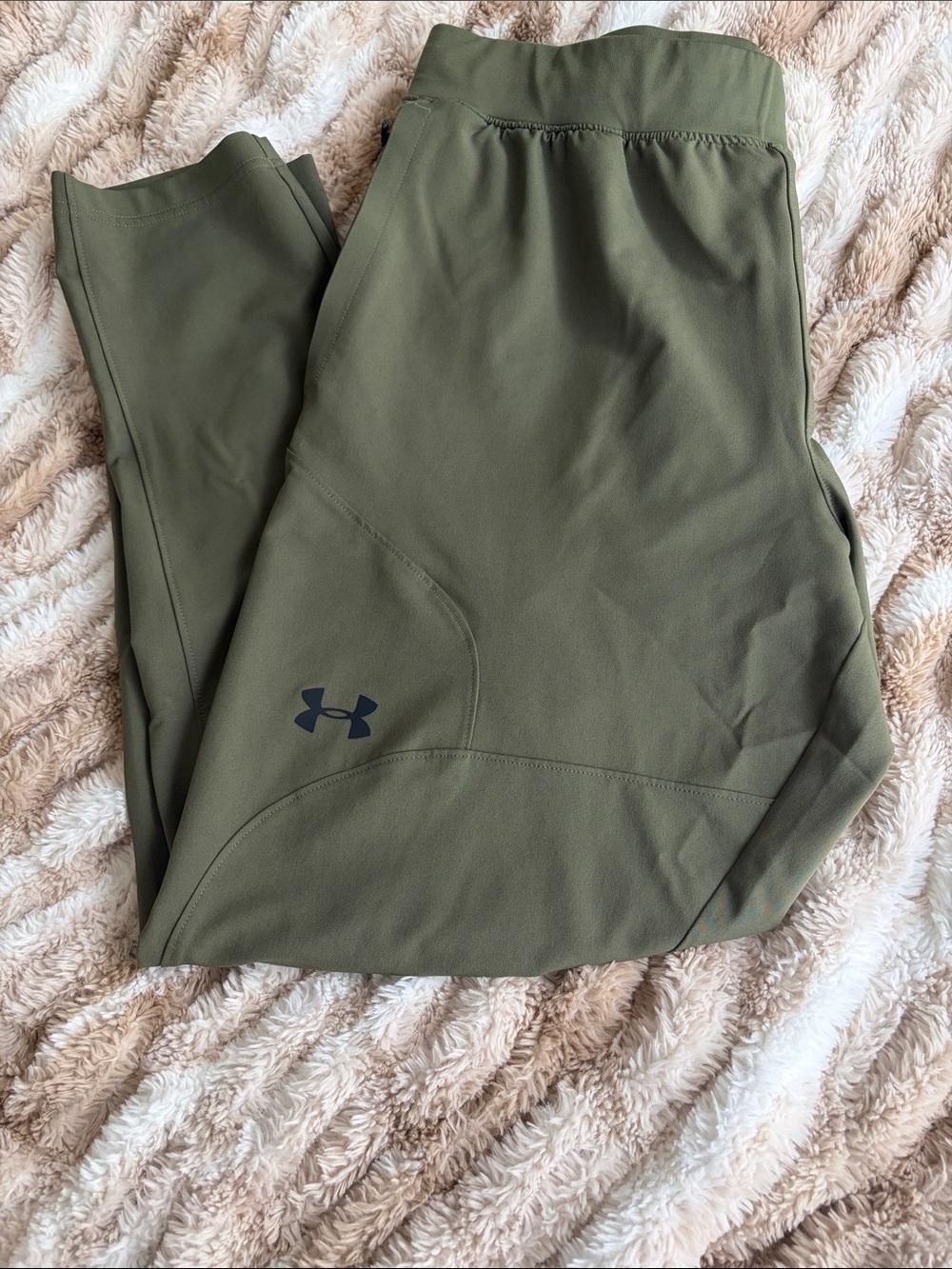 Under Armour Olive Green Men's Athletic Joggers